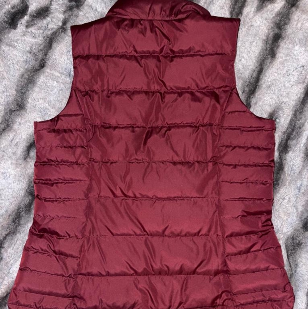 Sleeveless maroon vest